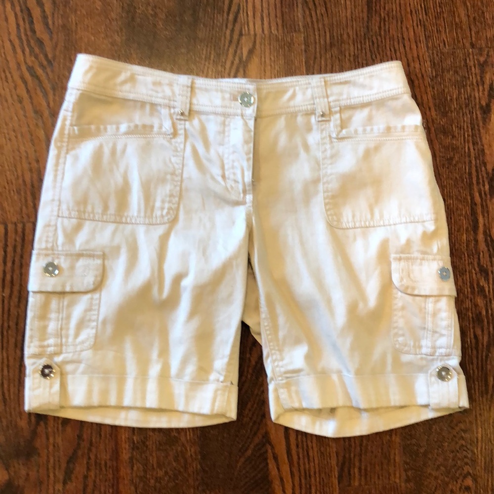 Whitehouse black market shorts